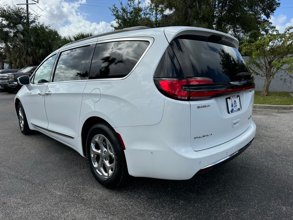 2022 Chrysler Pacifica Limited 6