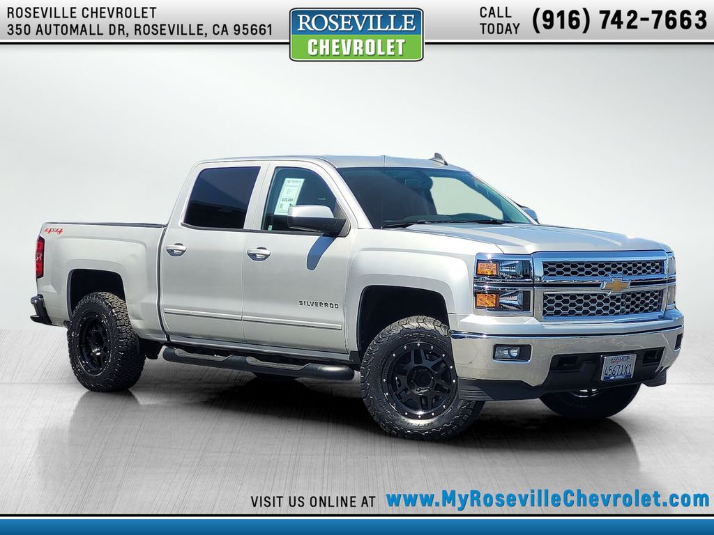 Silver Ice Metallic 2015 Chevrolet Silverado 1500 LT Crew Cab 4WD Pickup Truck Four-Wheel Drive 6-Speed Automatic Overdrive