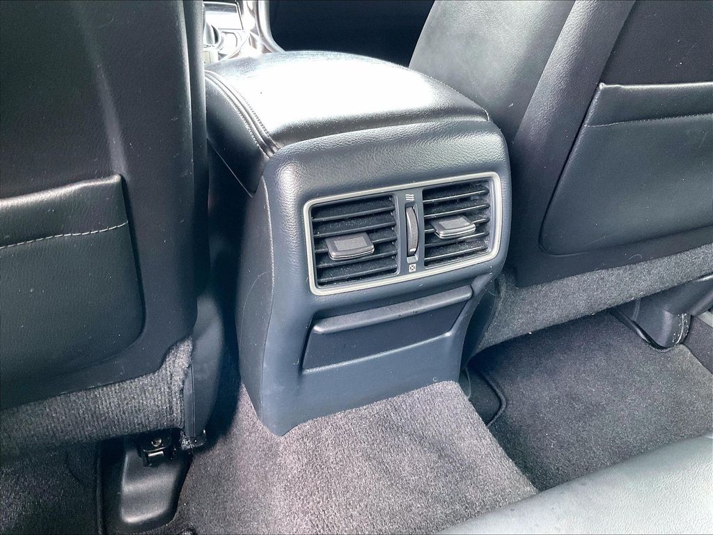 2018 INFINITI Q50 — photo 27