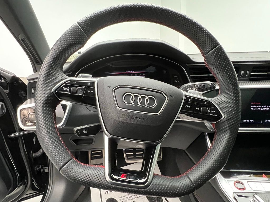 Thumbnail: 2024 Audi RS 6 - 7