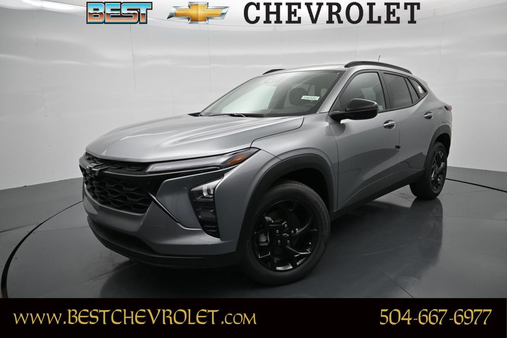 Sterling Gray Metallic 2026 Chevrolet Trax SUV / Crossover Front-Wheel Drive 6-Speed Automatic
