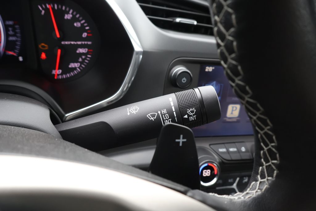 Thumbnail: 2014 Chevrolet Corvette - 18