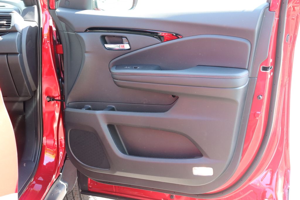 2025 Honda Ridgeline Black Edition 19