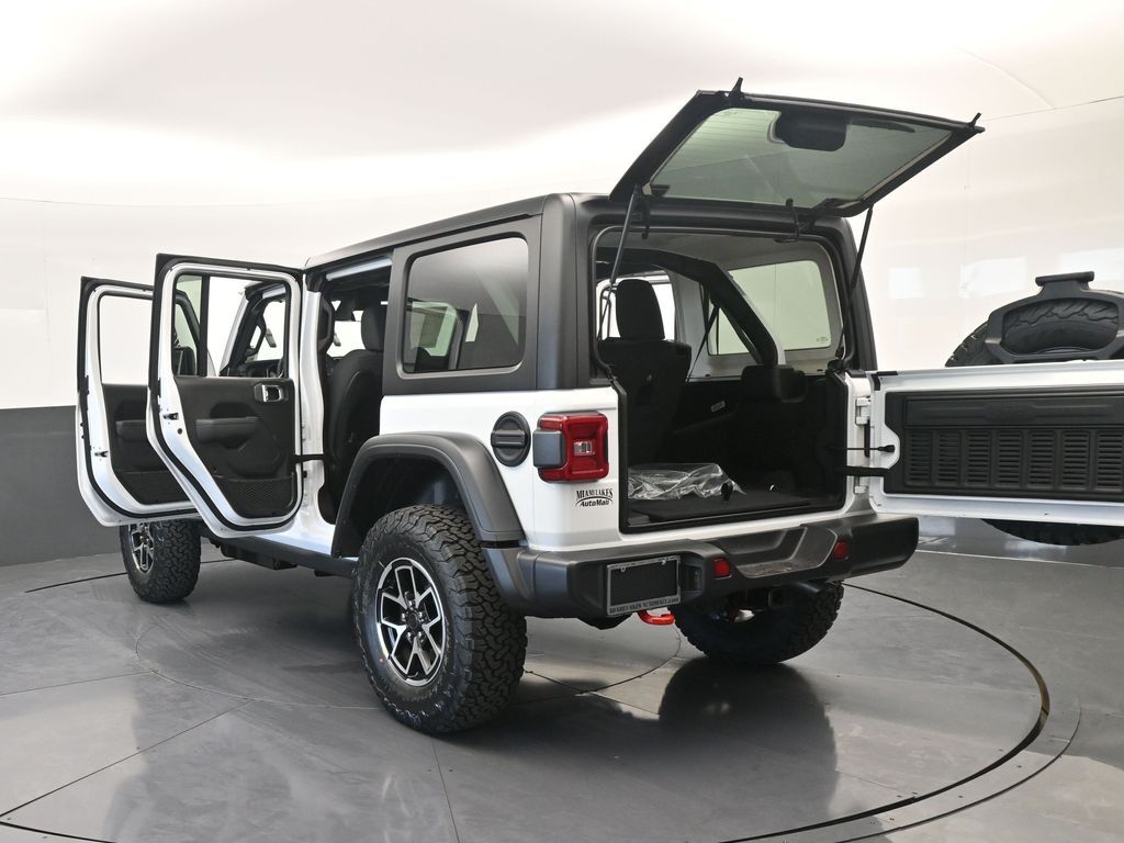New 2026 Bright White Clearcoat Jeep Rubicon image 75
