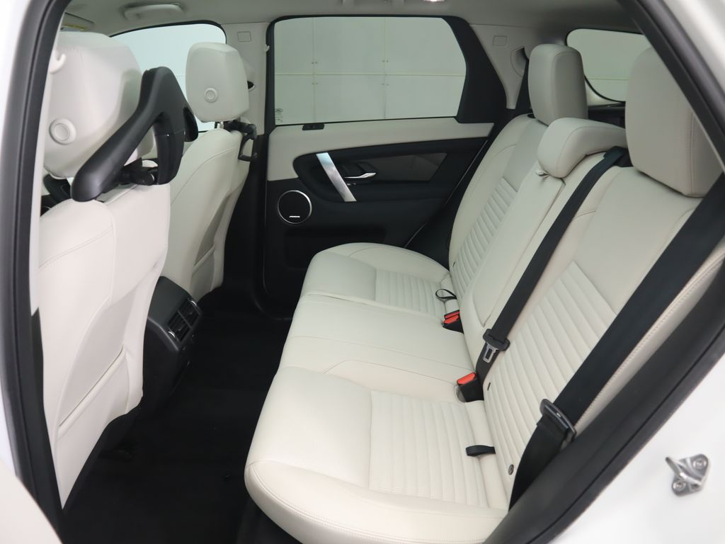 Thumbnail: 2025 Land Rover Discovery Sport - 22