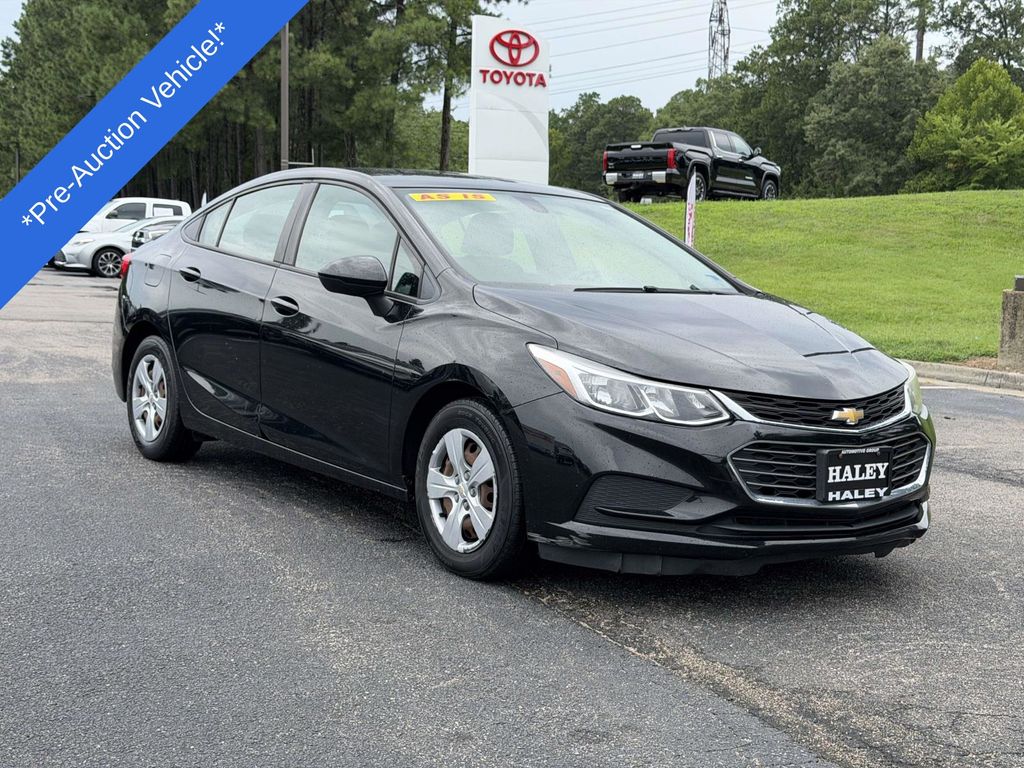 2017 Chevrolet Cruze LS Sedan FWD