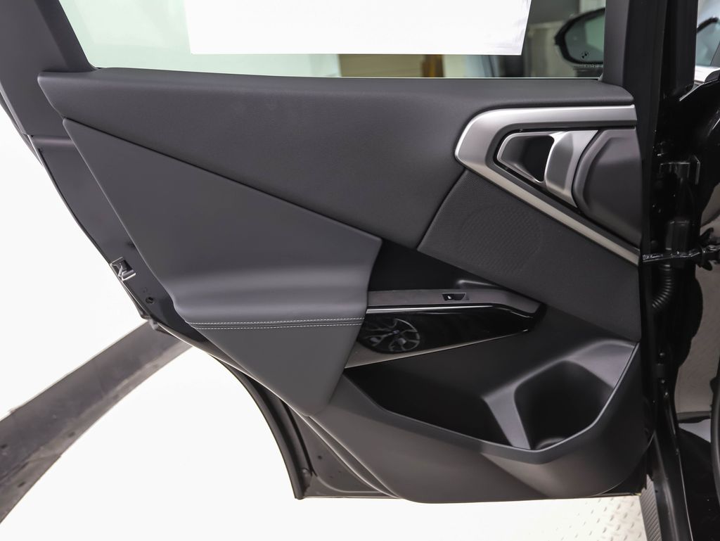 Thumbnail: 2026 BMW X3 - 19