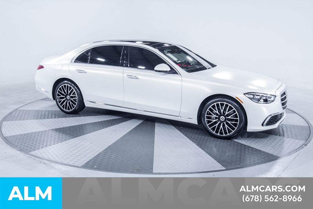 Used 2022 White Mercedes-Benz S 580 image 13