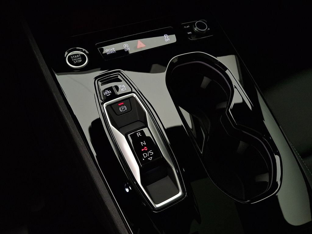Thumbnail: 2026 Audi A5 - 11