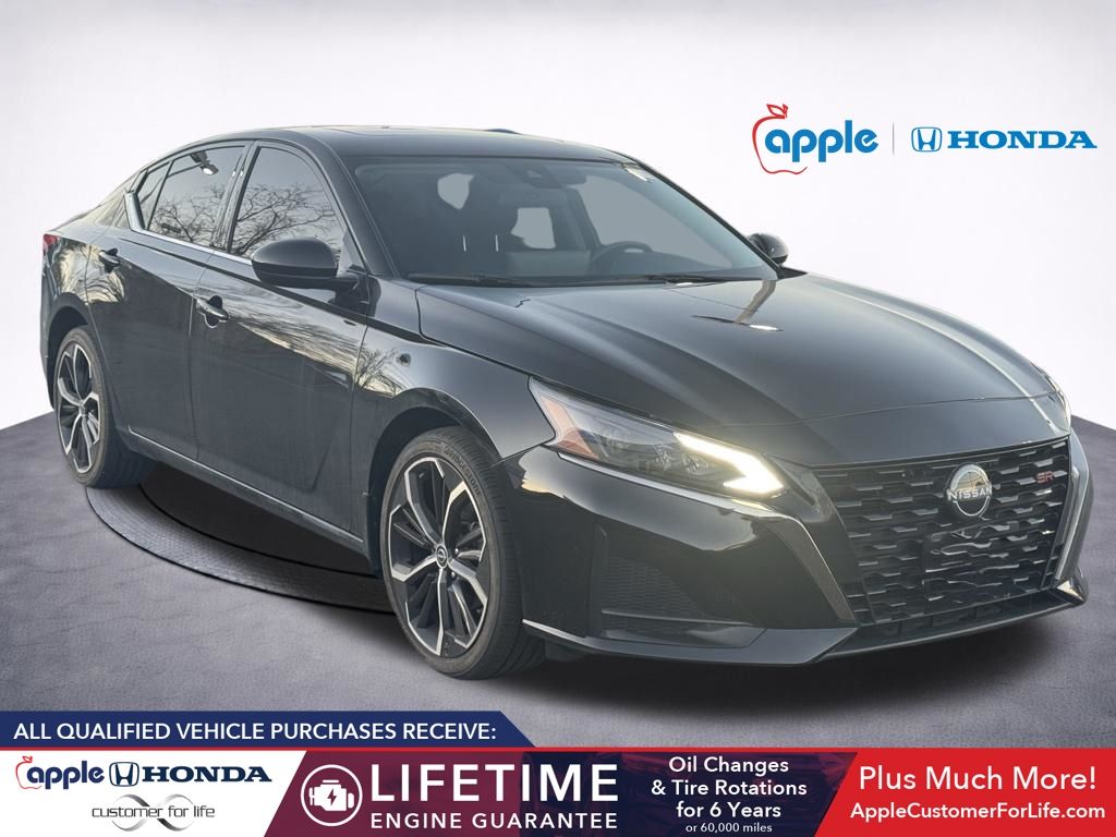 2024 Nissan Altima SR