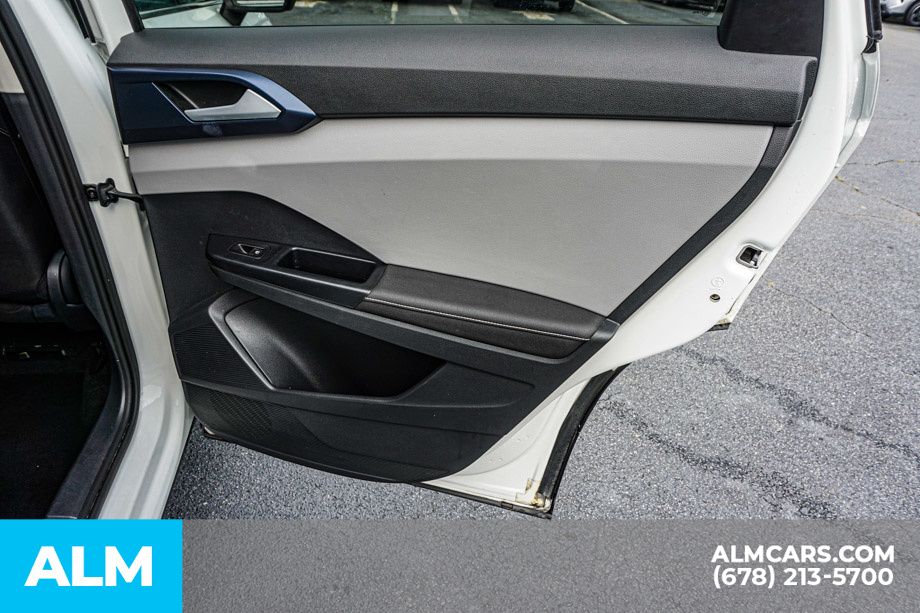 2024 Volkswagen Taos SE - Photo 56