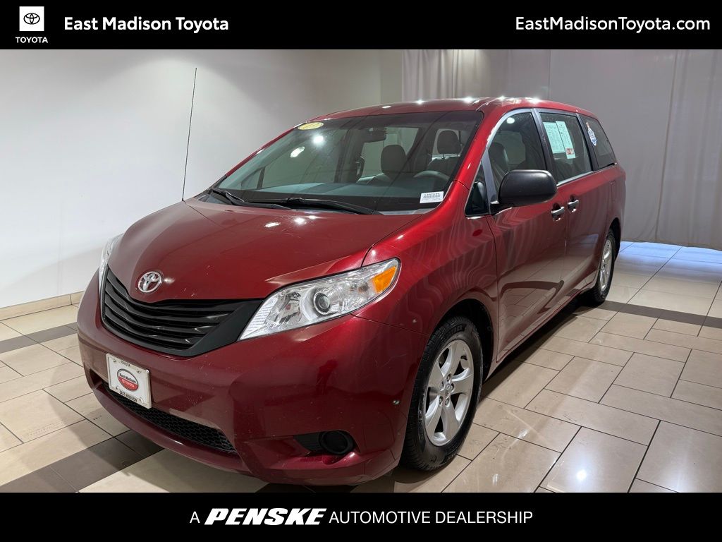 2013 Toyota Sienna SE -
                Madison, WI