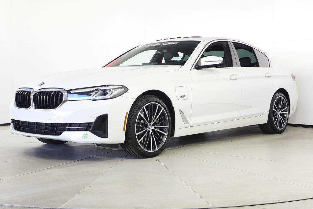 Thumbnail: 2023 BMW 5 Series - 2