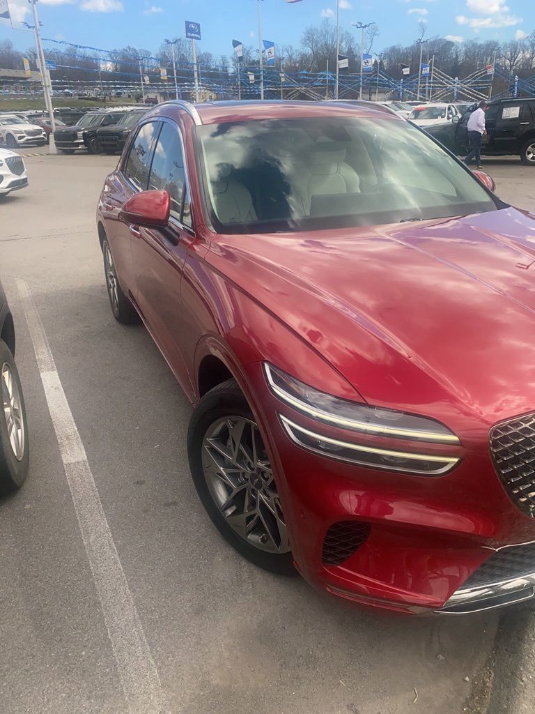 View vehicle photo 2