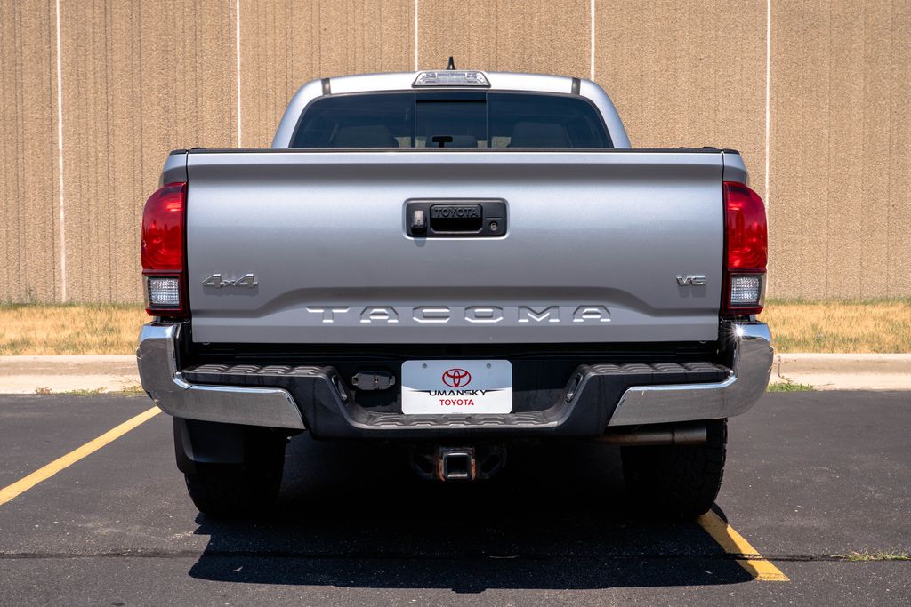 Used 2018 Toyota Tacoma Truck