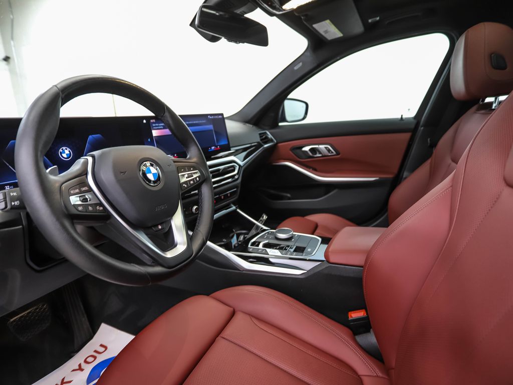 Thumbnail: 2023 BMW 3 Series - 10