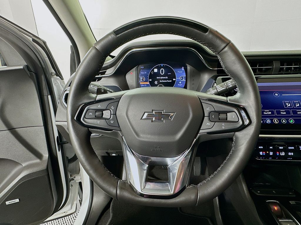 Thumbnail: 2022 Chevrolet Bolt EV - 11