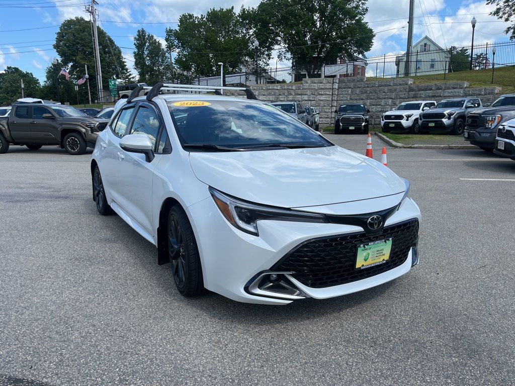 White (Wind Chill Pearl) 2023 Toyota Corolla Hatchback XSE FWD Hatchback Front-Wheel Drive Continuously Variable Transmission