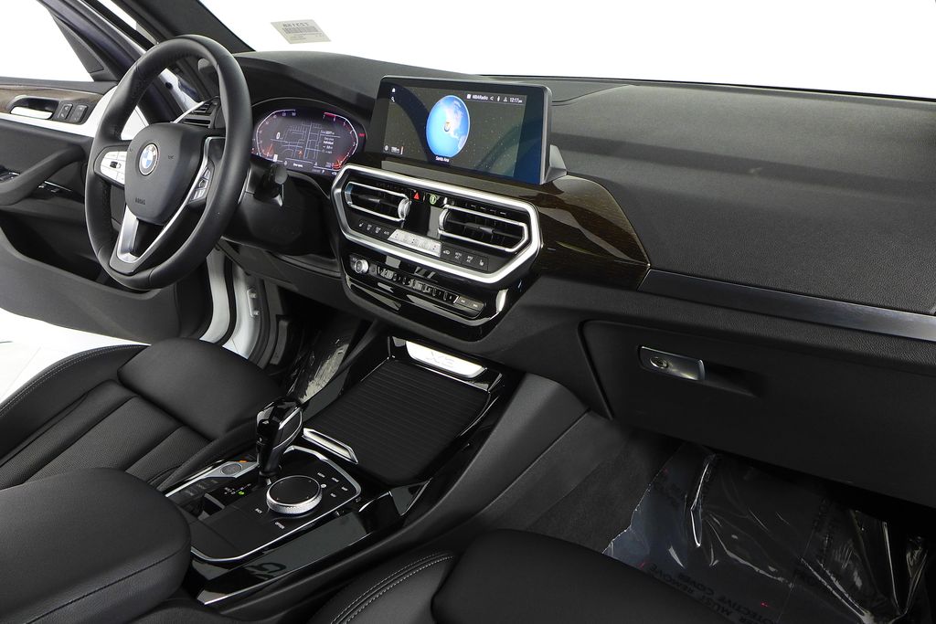 Thumbnail: 2023 BMW X3 - 13