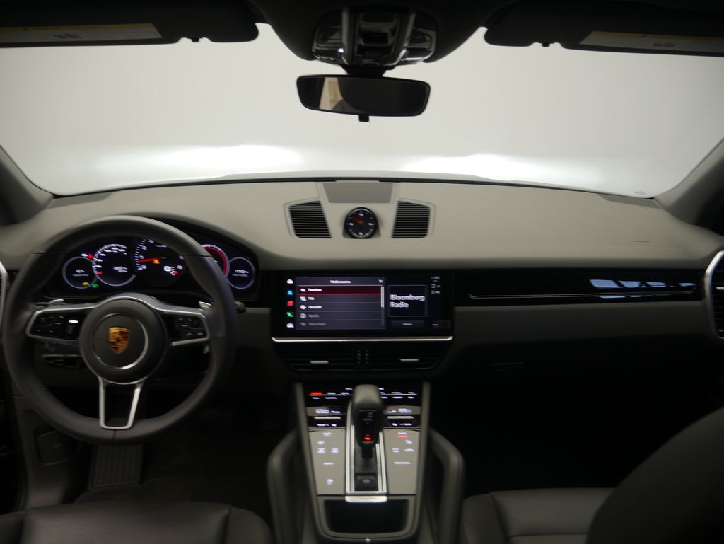 Thumbnail: 2023 Porsche Cayenne - 28