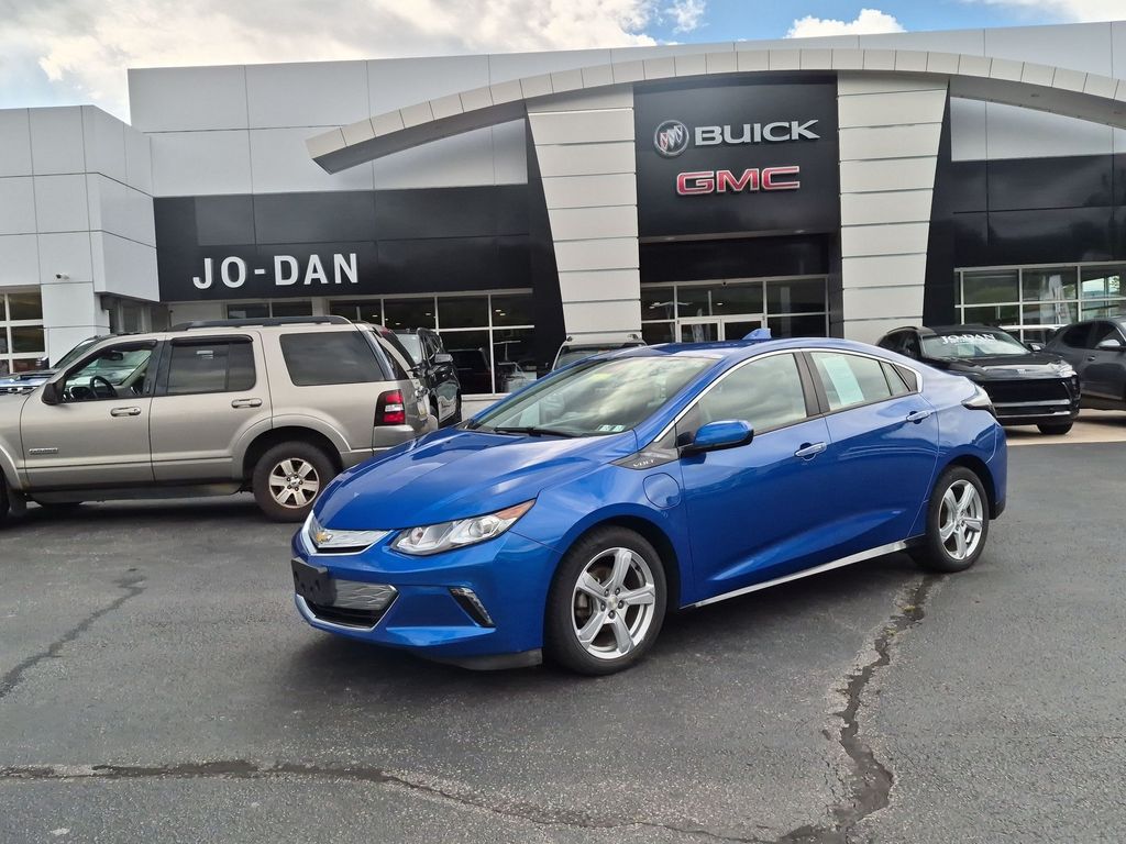  2018 Chevrolet Volt LT FWD   