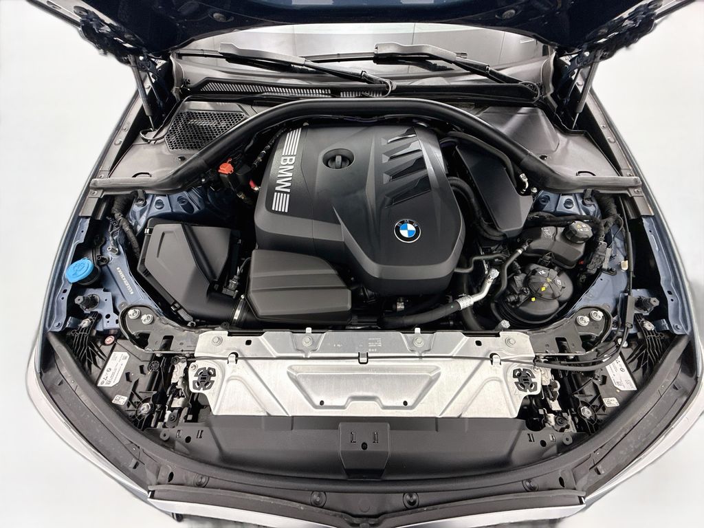 Thumbnail: 2025 BMW 3 Series - 28