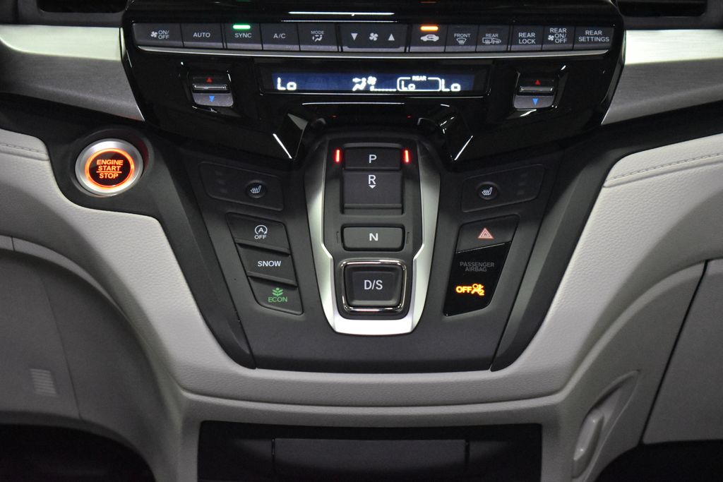 Thumbnail: 2026 Honda Odyssey - 12