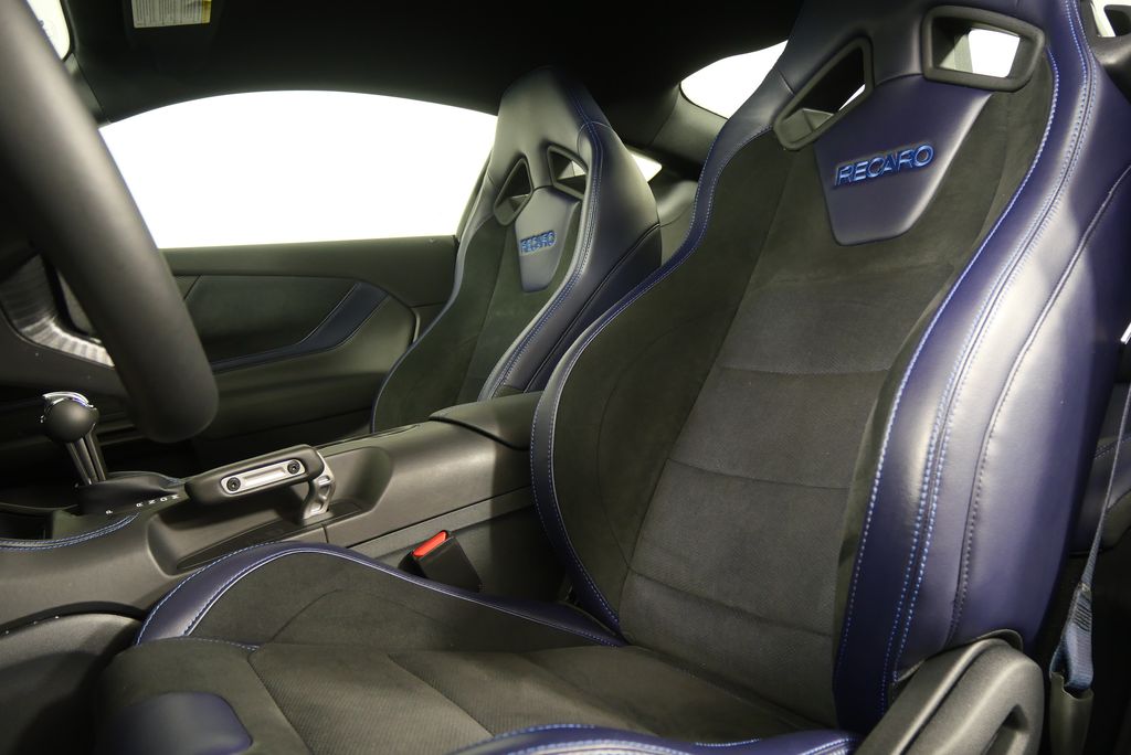 Thumbnail: 2025 Ford Mustang - 18