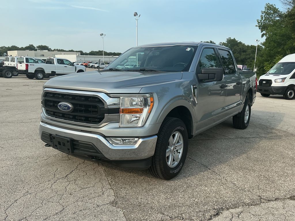 Silver Metallic 2021 Ford F-150 Pickup Truck Four-Wheel Drive Automatic