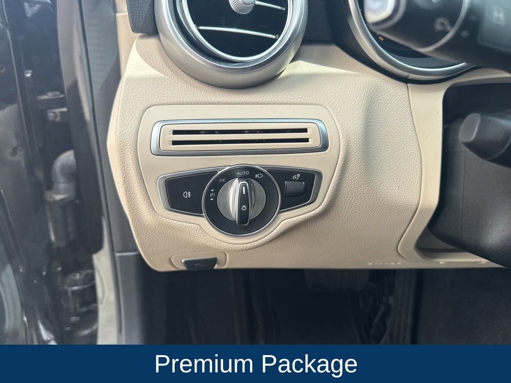 2021 Mercedes-Benz C 300 Sedan