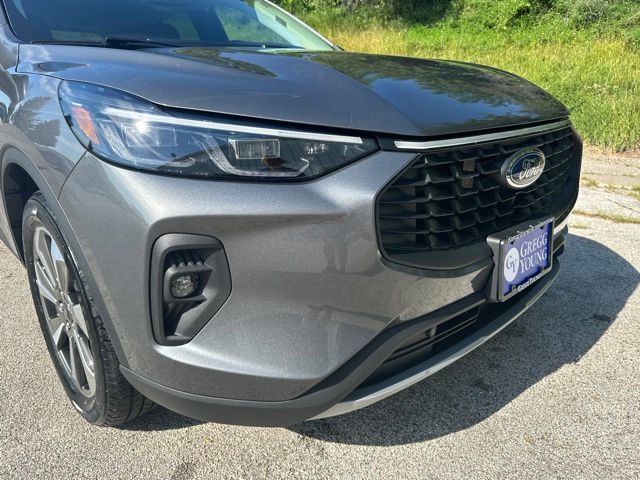 Used 2025 Ford Escape SUV