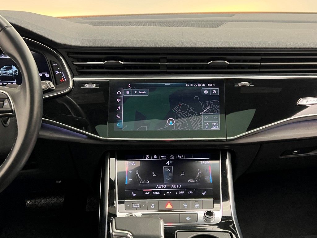 Thumbnail: 2021 Audi Q8 - 18