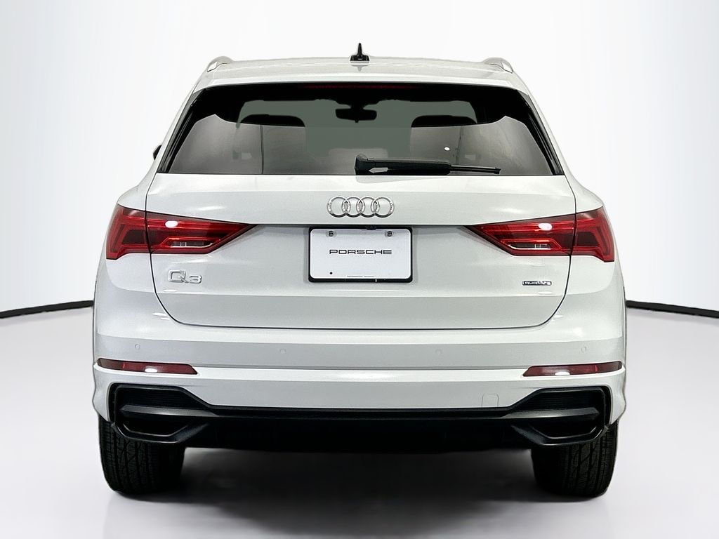 Thumbnail: 2020 Audi Q3 - 6