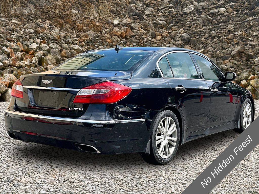 Hyundai Genesis