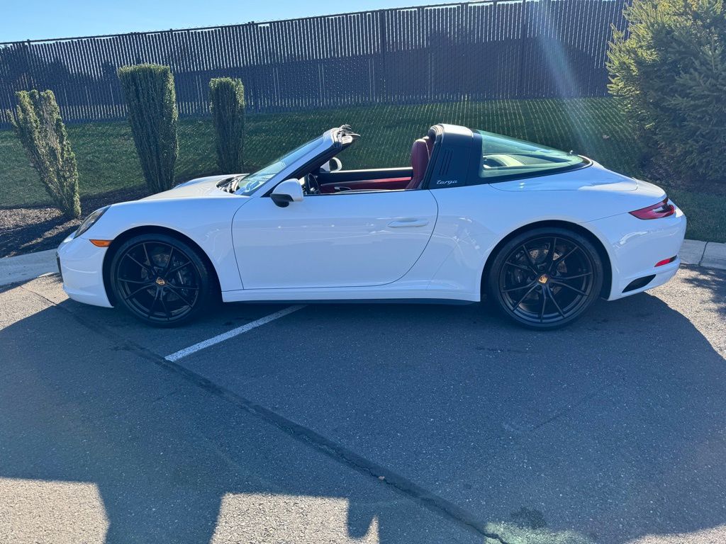 2019 Porsche 911 Targa 2