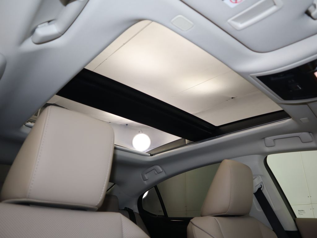 2021 Lexus ES 350 19