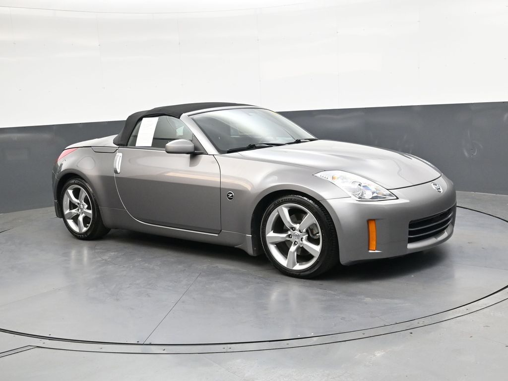 Carbon Silver Metallic 2007 Nissan 350Z Touring Coupe Rear-Wheel Drive 6-Speed Manual