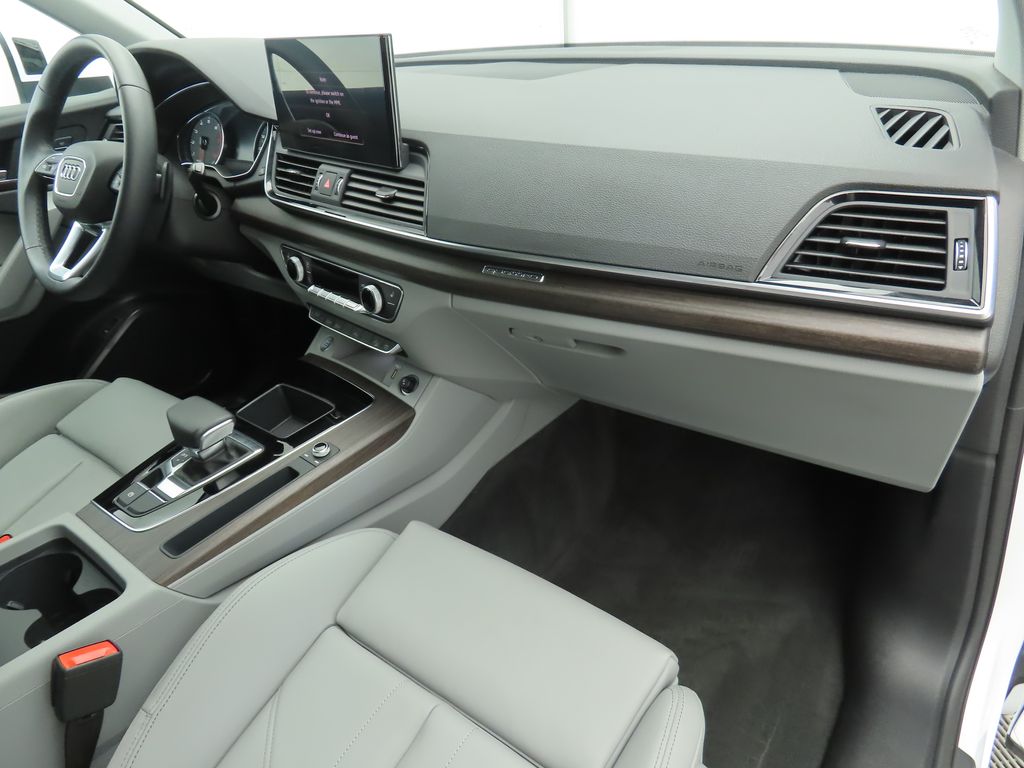 2024 Audi Q5 e Premium 17