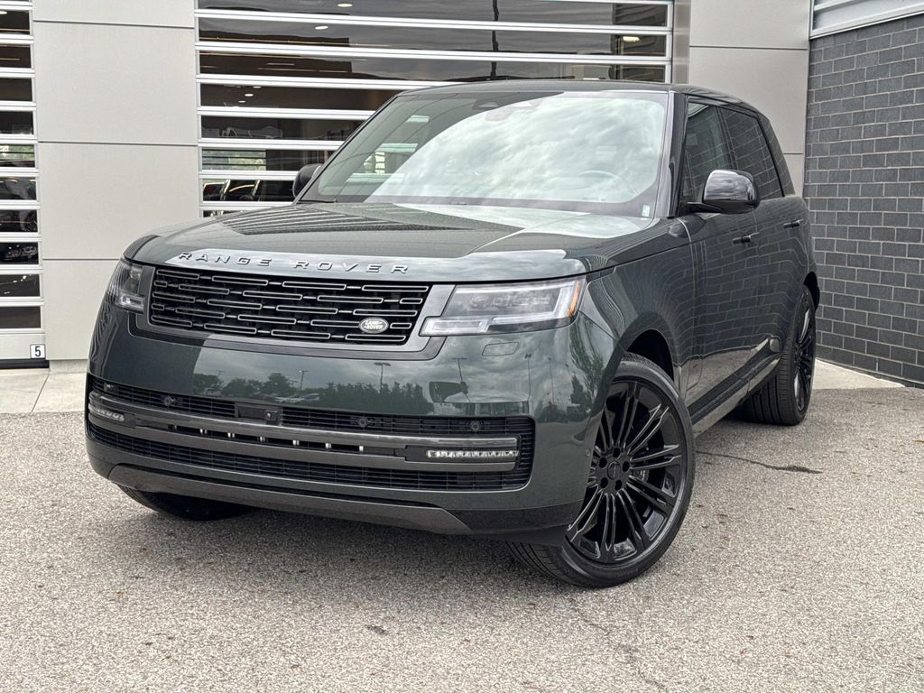 Green 2026 Land Rover Range Rover P530 Autobiography LWB AWD SUV / Crossover All-Wheel Drive 8-Speed Automatic