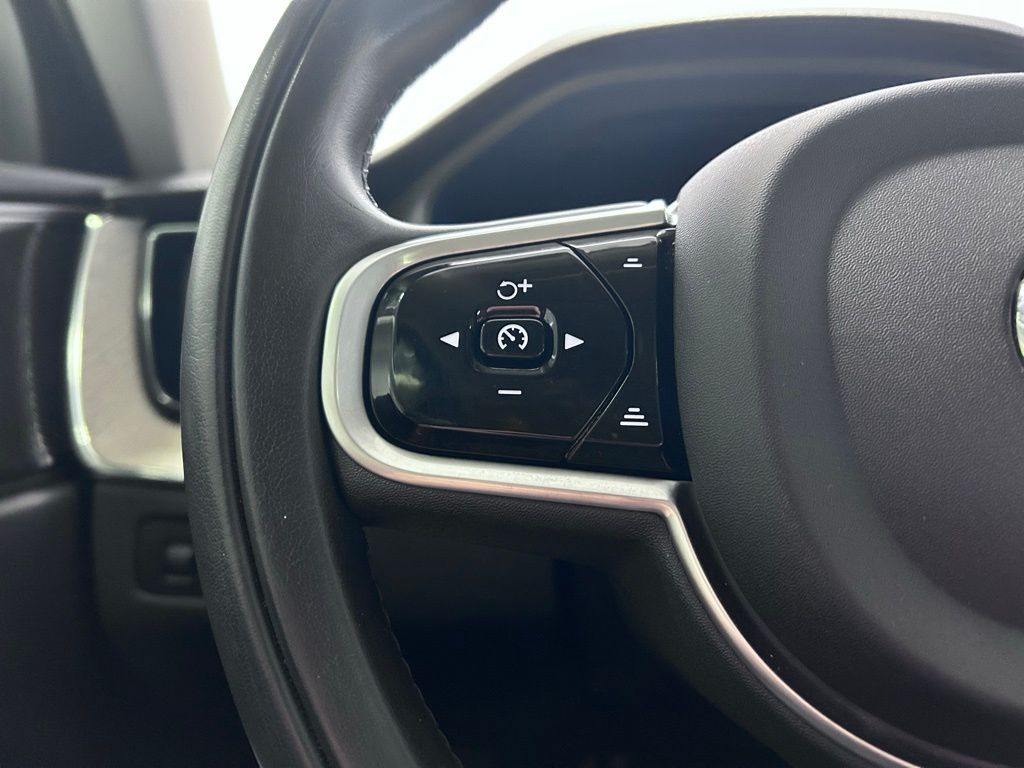 used 2022 Volvo XC60 Recharge Plug-In Hybrid car, priced at $30,991