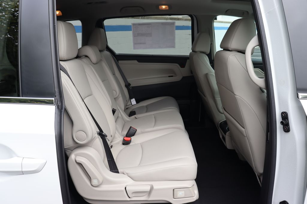 Thumbnail: 2026 Honda Odyssey - 14