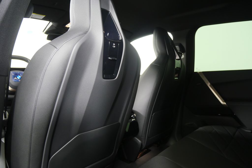 Thumbnail: 2026 BMW iX - 16