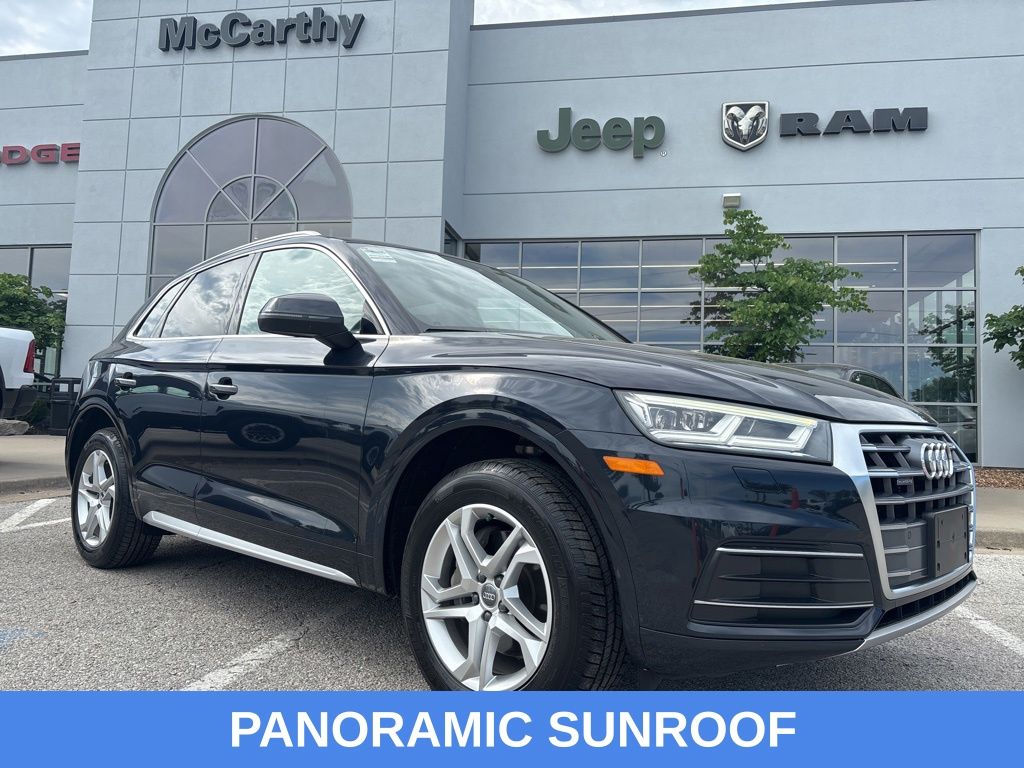 2018 Audi Q5 2.0T quattro S tronic Premium Plus's photo