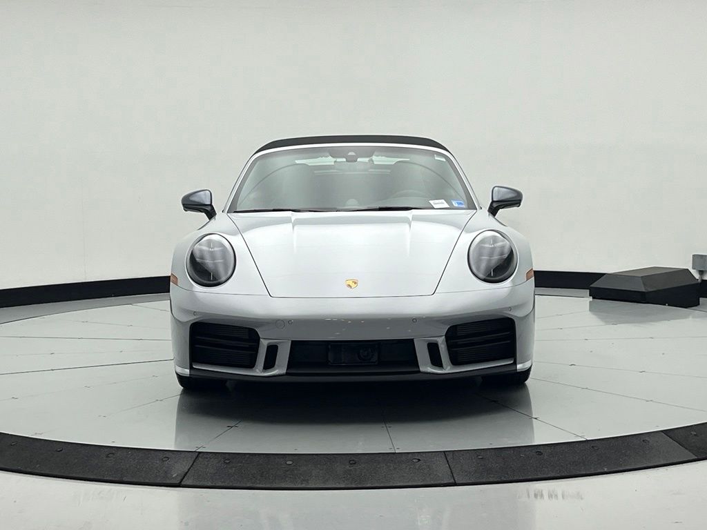 Thumbnail: 2025 Porsche 911 - 8