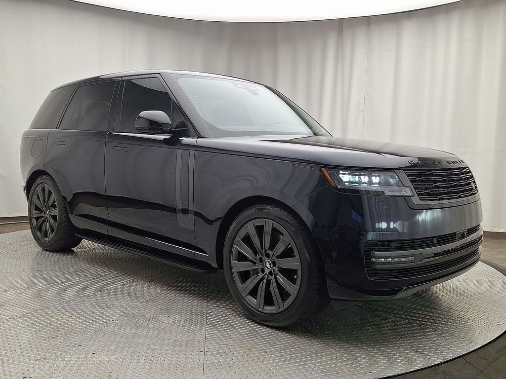 Thumbnail: 2025 Land Rover Range Rover - 3