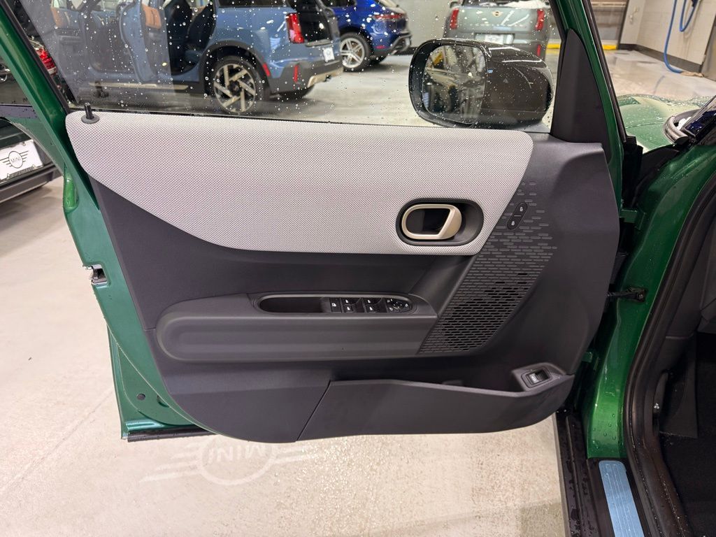 Thumbnail: 2026 MINI Cooper - 10