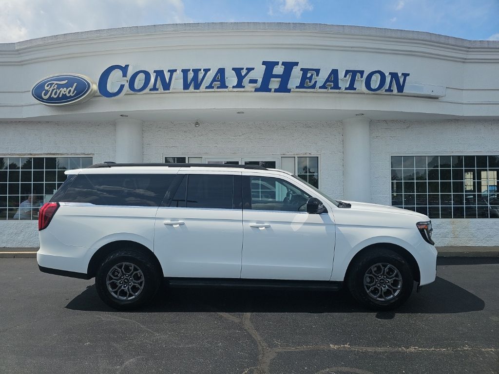 Oxford White 2025 Ford Expedition SUV / Crossover Four-Wheel Drive Automatic