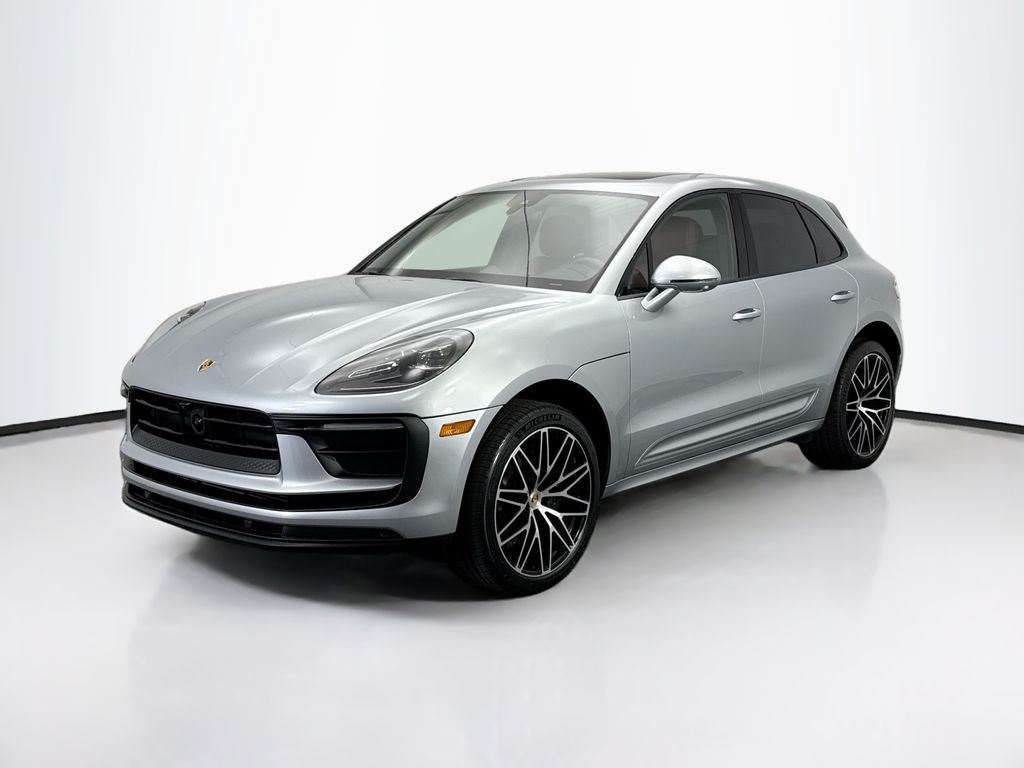 Thumbnail: 2025 Porsche Macan - 1