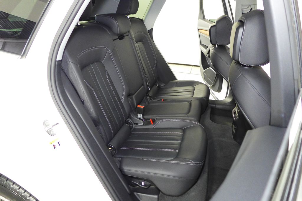 Thumbnail: 2022 Audi Q5 - 20