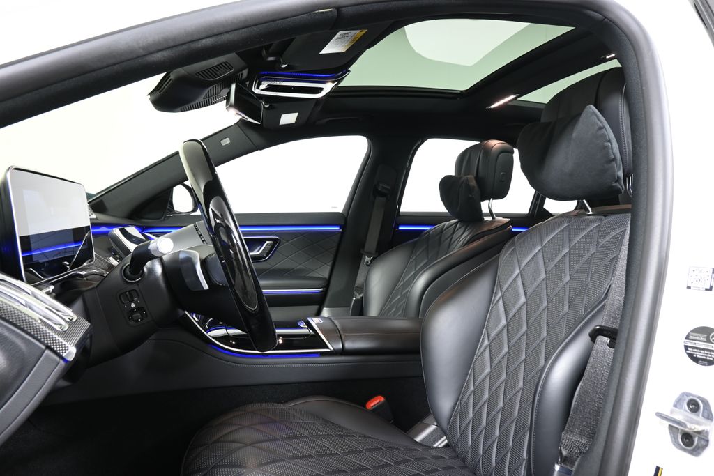 Thumbnail: 2022 Mercedes-Benz S-Class - 15